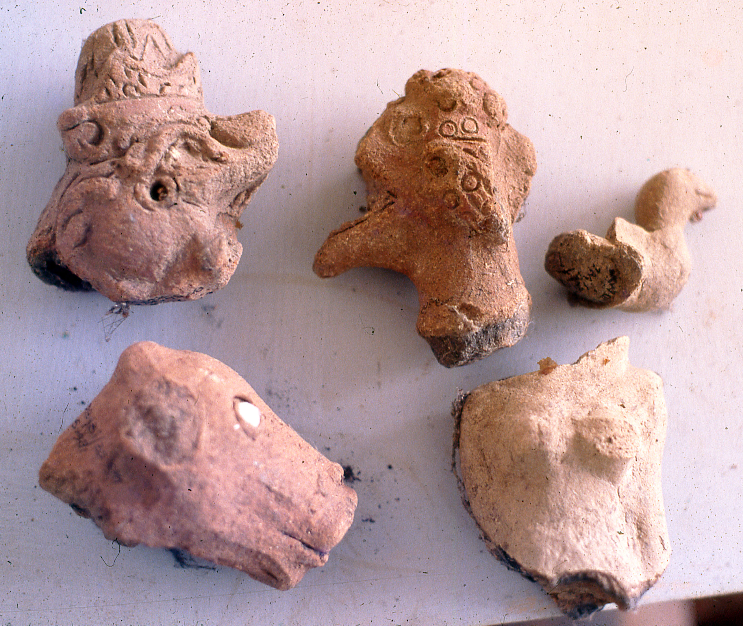 Photo 19 Terracotta figurines.jpg